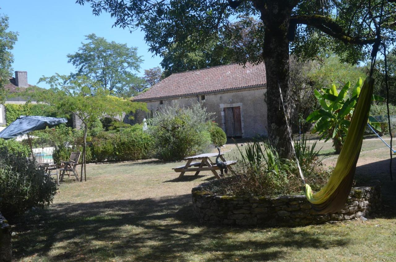 La Maisou-Pastel Et Fleur Serignac  Exterior photo